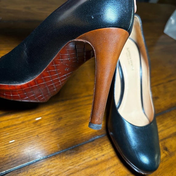 Bottega Veneta Classic Platform Heel - Picture 10 of 10